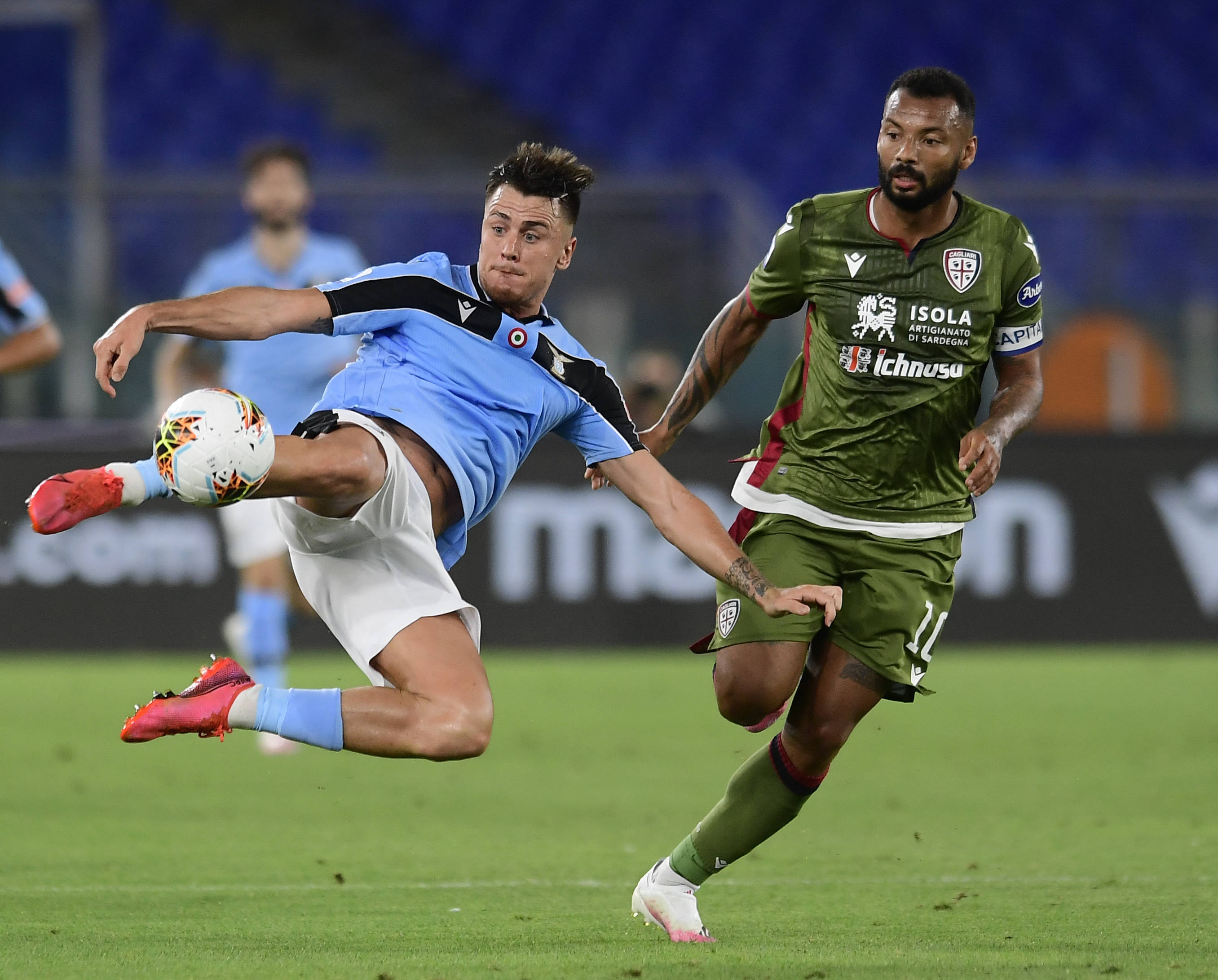 九博网站 -拉齐奥迎欧联关键赛，集结日临场应变，态度坚定，赛季目标并未改变的简单介绍